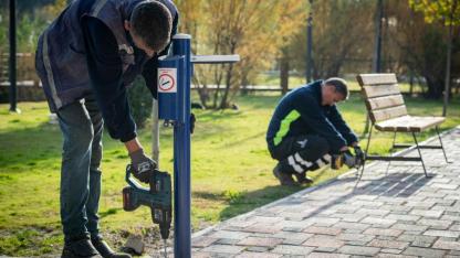 Bayram öncesi İzmir’in parklarında yoğun mesai