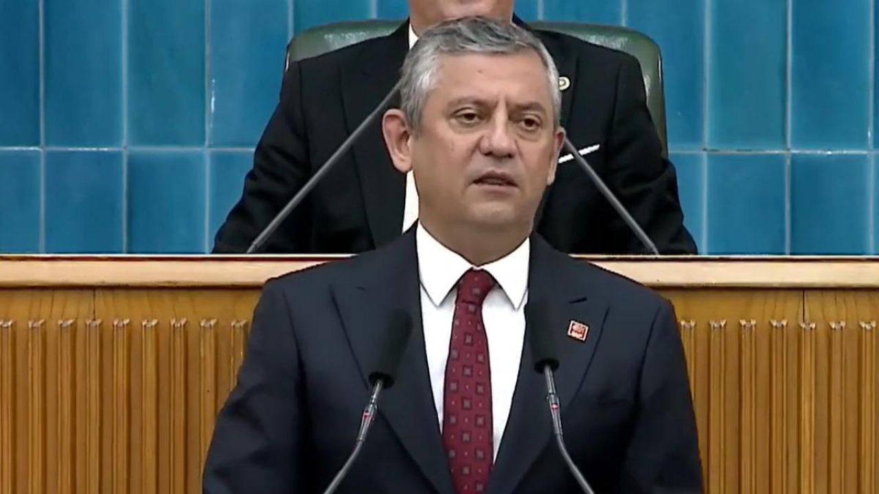 Deniz Göktaş, Özgür Özel'i de güldürmüş: "Erdoğan'la 30 yıllık birlikteliğini sonlandıracağız"