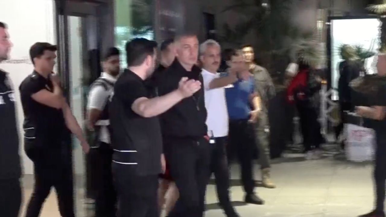 Konvoyla gittiler, sessiz sedasız geldiler! A Milli Takım yurda döndü
