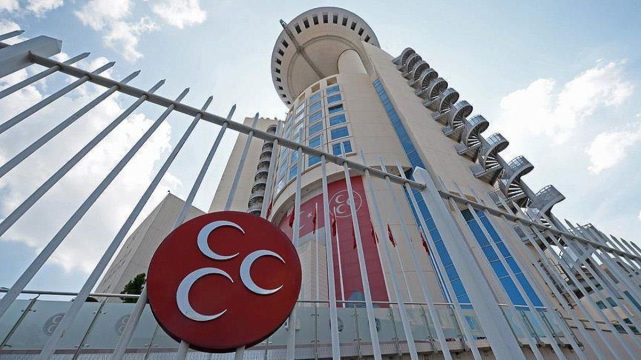 MHP 3 il teşkilatını daha feshetti