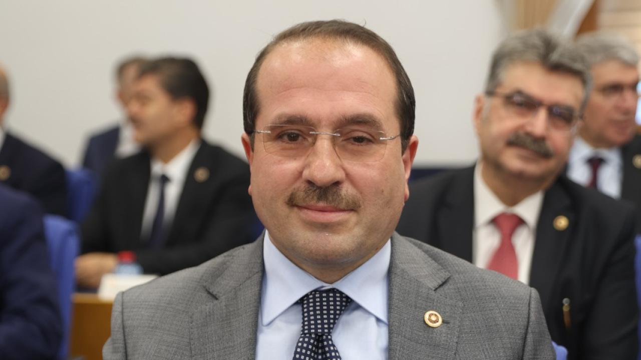 AK Parti İzmir Milletvekili Yaşar Kırkpınar'dan 15 Temmuz Demokrasi ve Birlik günü mesajı!