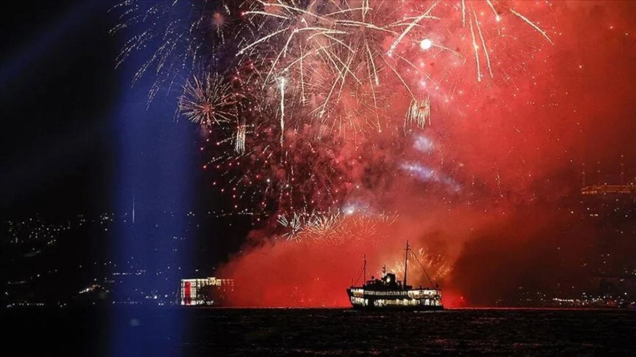İstanbul Valiliği duyurdu! Havai fişek, meşale ve yanıcı maddeler yasaklandı