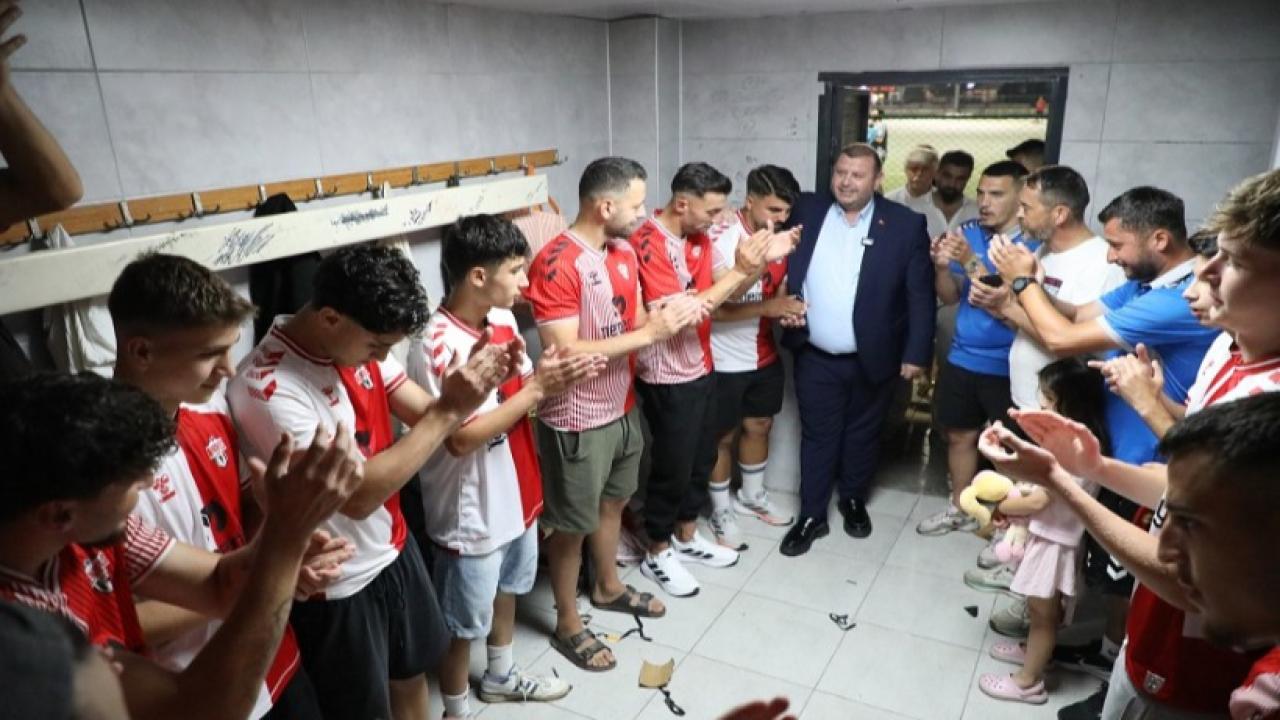 Menderes’i şampiyonluk coşkusu sardı