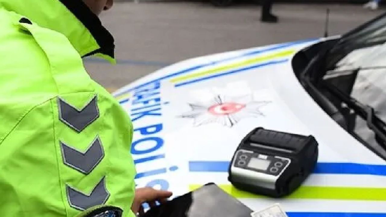 Trafikte yaptığı hatanın faturası ağır oldu: Rekor para cezası kesildi