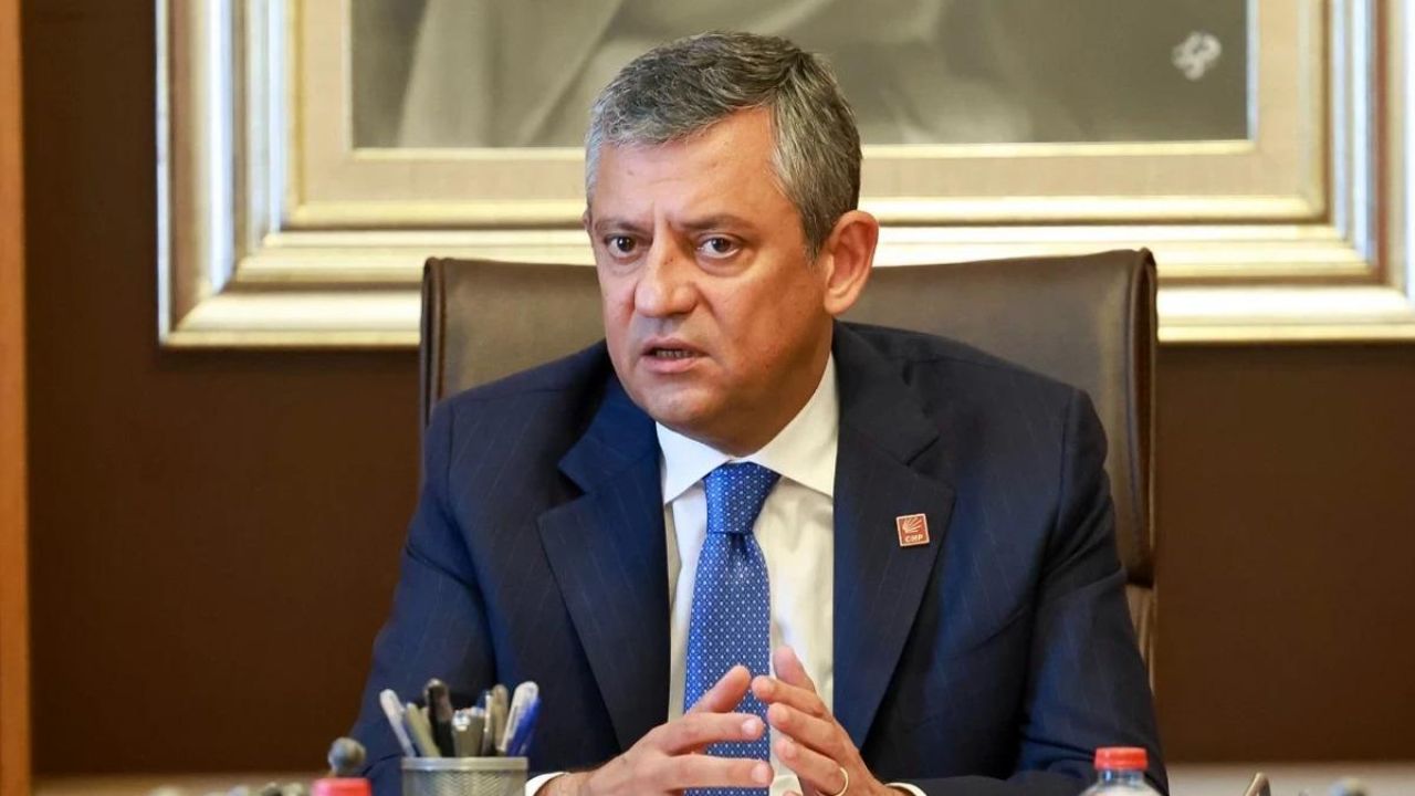 Yeni parti için o tarih işaret edildi! İki görüş öne çıktı