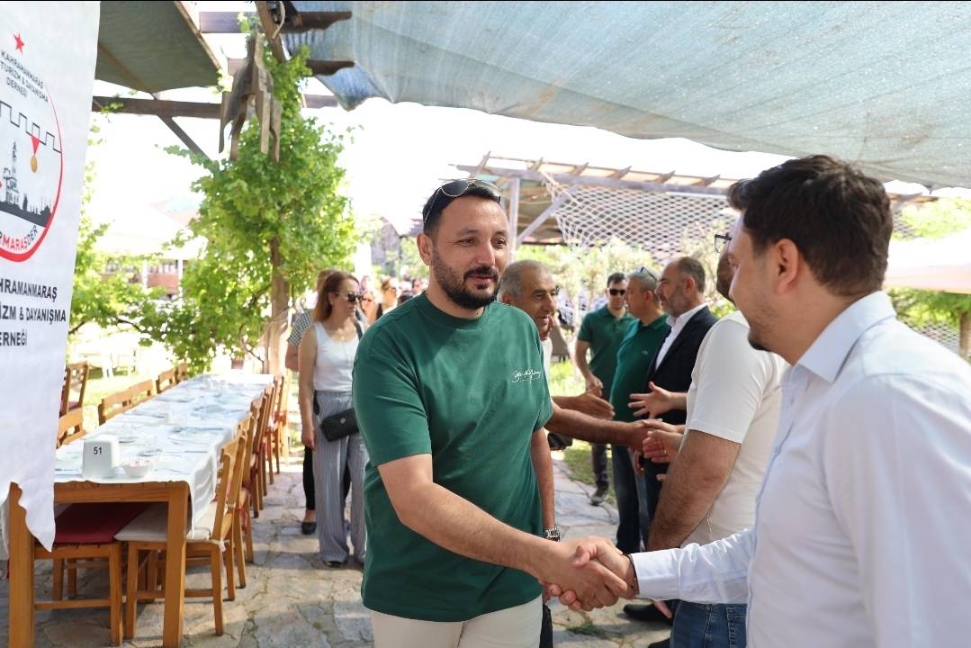 Kahramanmaraşlılar Bornova'da kahvaltı programında buluştu!
